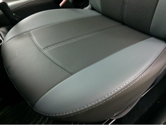 Авточехлы на Lada Granta