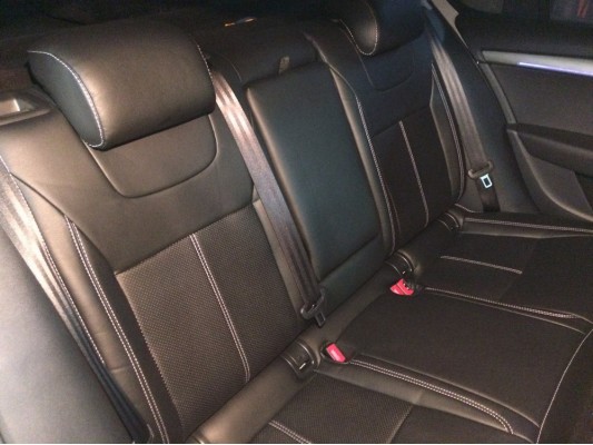 У вас другая модель авто? Каркасные авточехлы пошить сможем!