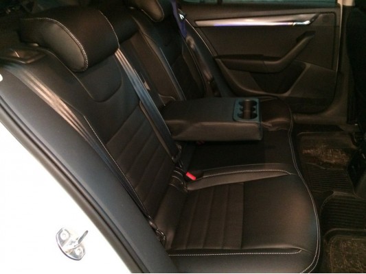 У вас другая модель авто? Каркасные авточехлы пошить сможем!