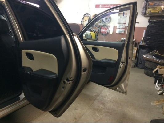 Перетяжка дверных карт