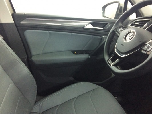 Перетяжка дверных карт